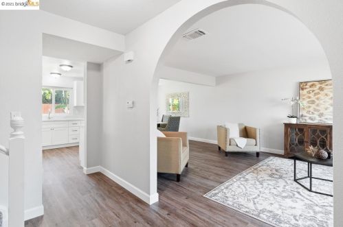 4520 Tokay Dr, Oakley CA  94561-2126 exterior