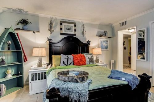 4046 Floramar Ter, New Port Richey FL 34652-3167 exterior