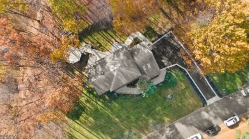 37 Tara Ln, Montville Township NJ  07045-9699 exterior
