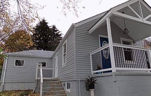 1107 Elk Ave, Vandergrift, PA 15690-6126