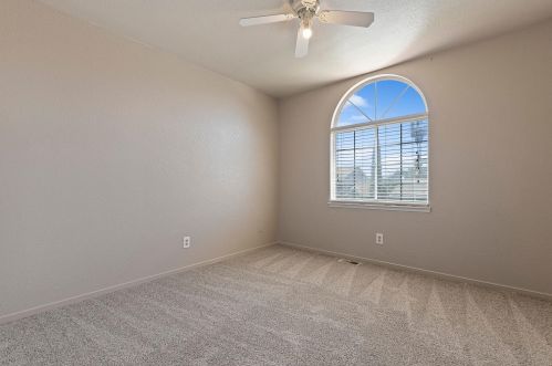 1026 Acaciawood Ct, Los Banos CA  93635-2937 exterior