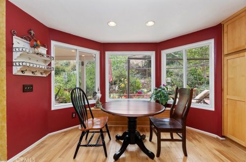 5807 Greens Dr, Riverside CA  92509-7327 exterior