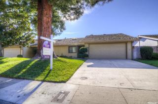 1200 Spruce Tree Cir, Sacramento, CA 95831-3925