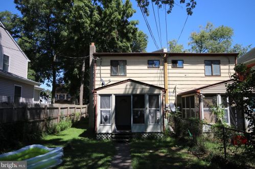 228 New St, Dover, DE 19904-3128