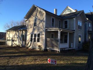 52 Merchant St, Barre, VT 05641-2925