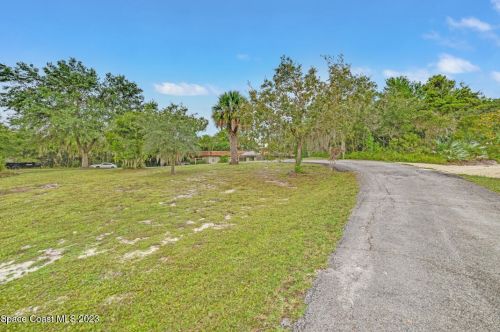 3808 Champion Rd, Titusville FL  32796-2928 exterior