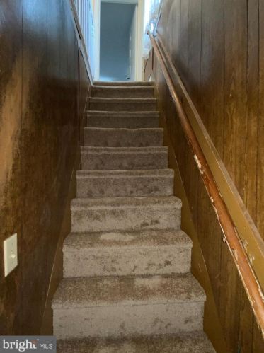 219 Queen St, Dover DE  19904-3151 exterior