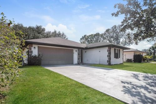 104 Lake Daisy Ter, Winter Haven FL  33884-2642 exterior