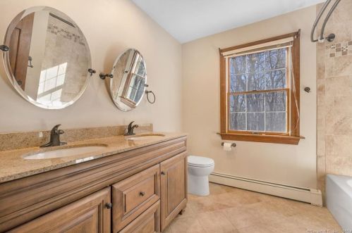 23 Cedar Hill Ln, Colchester CT  06420-4008 exterior