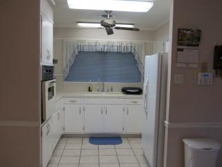 5145 Twilight Dr, Beaumont TX  77706-6843 exterior