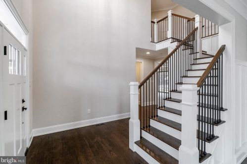 220 Charles St, Norristown, PA 19406-2526