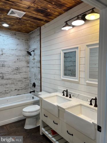 594 Baynesville Rd, Montross VA  22520-2325 exterior