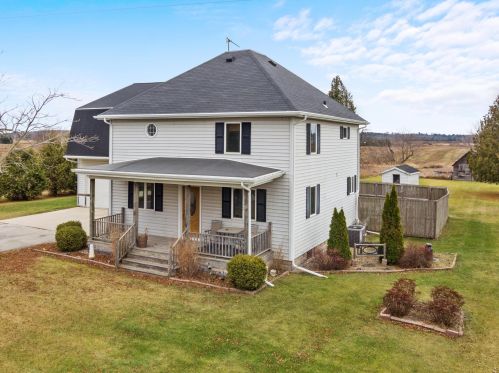 12124 Jambo Creek Rd, Two Rivers, WI 54241-9151