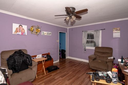 407 Wissner Ave, Beaver Falls, PA 15010-2965