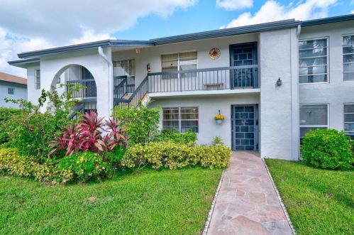 5919 Areca Palm Ct, Delray Beach, FL 33484-1031