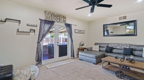 3739 Sierra St, Riverbank CA  95367-2447 exterior