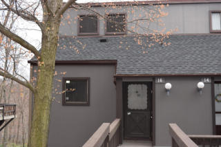 16 Middle Village Way, Tannersville, PA 18372-7722