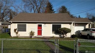9633 Meadow Rd, Lakewood, WA 98499-1832