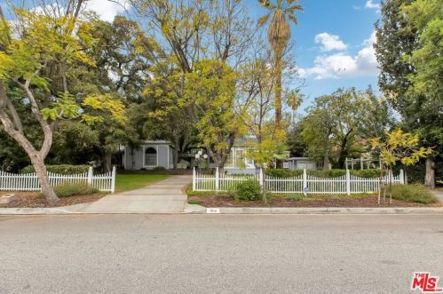 305 Ramona Ave, Sierra Madre, CA 91024-2459