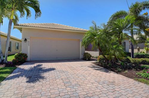 8225 Grand Messina Cir, Boynton Beach, FL 33472-7105