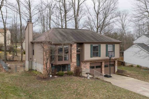6779 Hillock Ct, Florence, KY 41042-1173