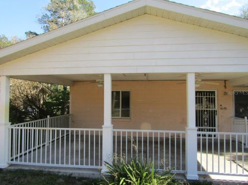 32142 Harris Rd, Tavares, FL 32778-4617