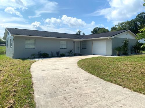 15 Wisteria Dr, De Bary FL  32713-2446 exterior