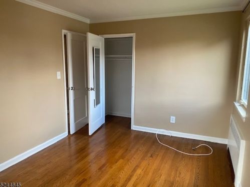 101 Troy Dr, Springfield NJ  07081-2042 exterior