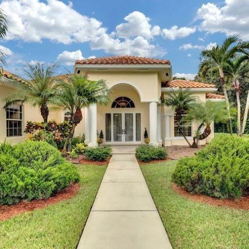 8717 Estate Dr, West Palm Beach, FL 33411-6594