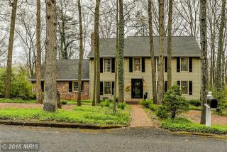 14 Wooded Dr, Lees Cross Roads, PA 17257-9715