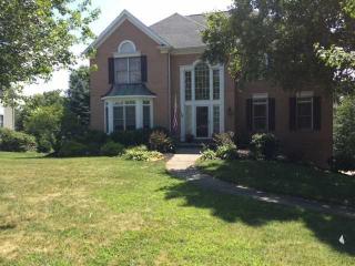 5008 Grove Ln, Gibsonia, PA 15044-6053