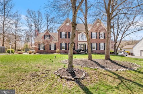 124 Manor Dr, Lansdale, PA 19446-1677
