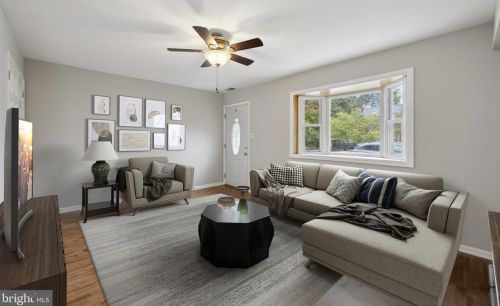 1122 Folsom Ave, Prospect Park, PA 19076-2033