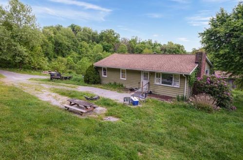 710 Route 68, New Brighton, PA 15066-4002