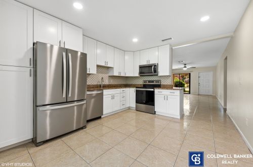 5969 Forest Hill Blvd, West Palm Beach, FL 33415-5512