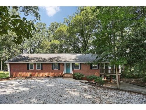 1030 Edgedale Dr, Salisbury, NC 28144-2117