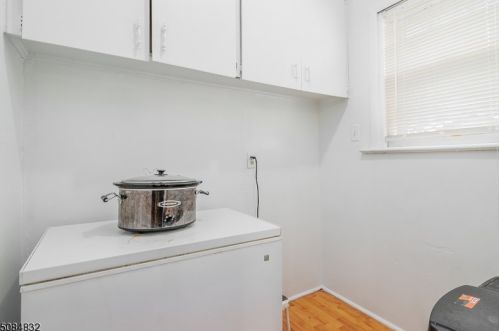 42 Park End Pl, East Orange NJ  07018-1113 exterior