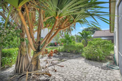 23271 Water Cir, Boca Raton FL  33486-8536 exterior