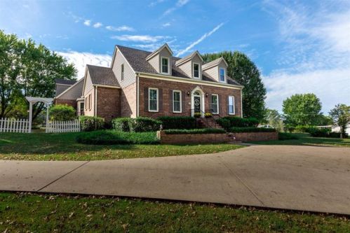 1425 Murfreesboro Rd, Woodbury, TN 37190-6156