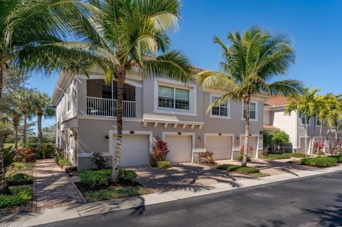 23440 Alamanda Dr, Bonita Springs, FL 34135-8513