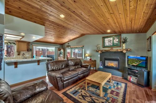 2553 Blitzen Rd, South Lake Tahoe, CA 96150-5127