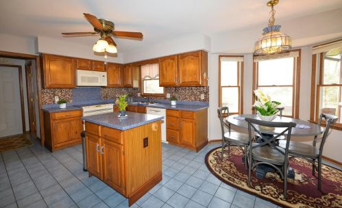 7461 Fitzroy Ct, Cincinnati OH  45241-1260 exterior