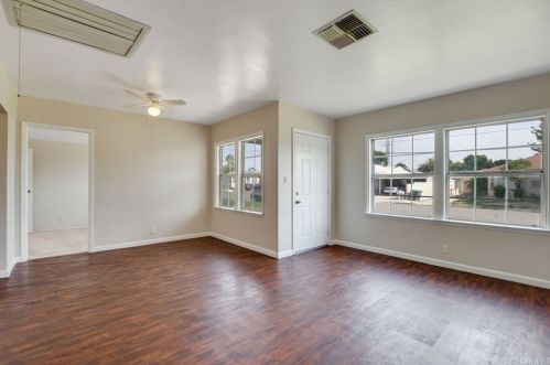 25870 Lomas Verdes St, Redlands CA  92373-8404 exterior