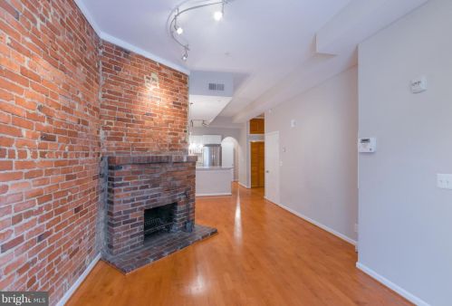 1352 Kenyon St, Washington, DC 20010-7253