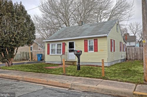 508 Center St, Laurel, DE 19956-1332