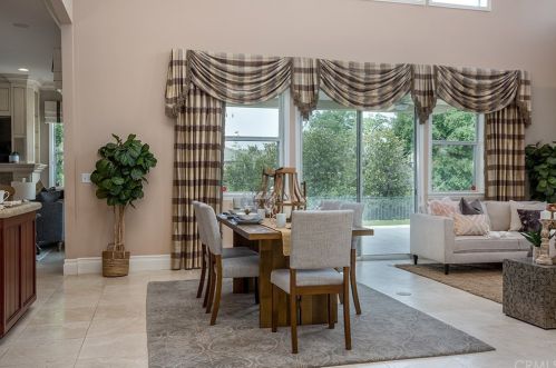 1721 Morning Dove Ln, Redlands CA  92373-5383 exterior