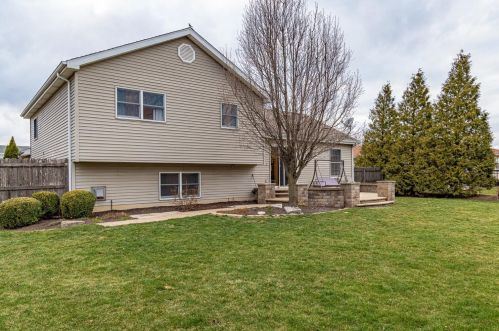 10641 Manor Dr, Dyer IN  46373-9119 exterior