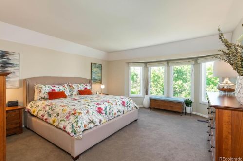 387 Ogden St, Denver CO 80205-5137 exterior