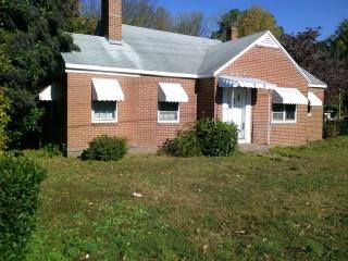 714 Main St, Sanford NC  27332-5930 exterior