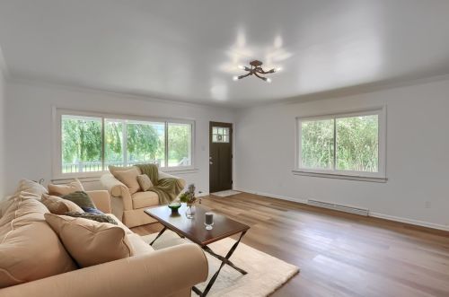 499 Harpers Ferry Rd, Beaver Falls PA  15010-6939 exterior